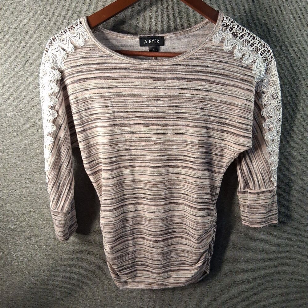 A. BYER Women S Space Dye Lace Shoulder Ruched Side 3/4 Sleeve Knit Top Pink